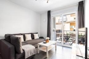 Beach Tapas apartment in Fuengirola Old Town by Costarentals - Ref 182